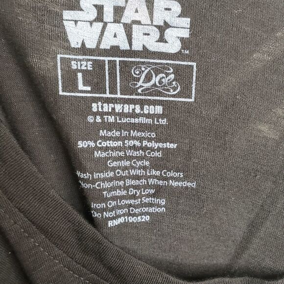 NEW STAR WARS x DOE t-shirt black split side short sleeve tee L - Picture 5 of 8